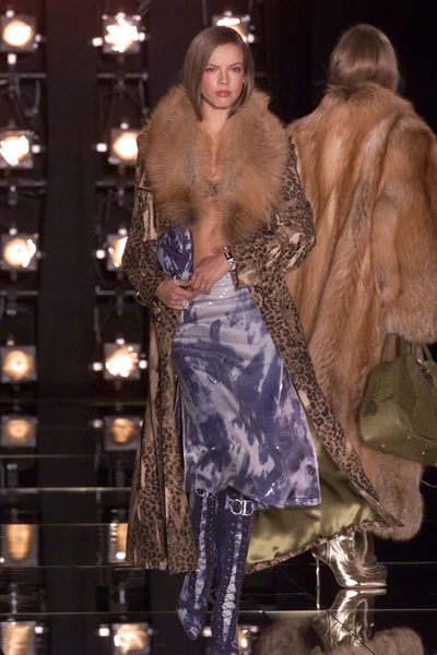 Look 9